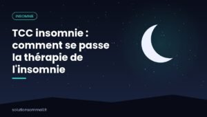 Personne avec un agenda du sommeil lors d'une thérapie cognitive et comportementale de l'insomnie